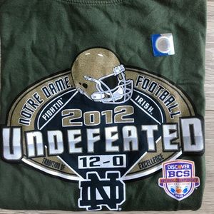 College Norte Dame Woman’s shirt